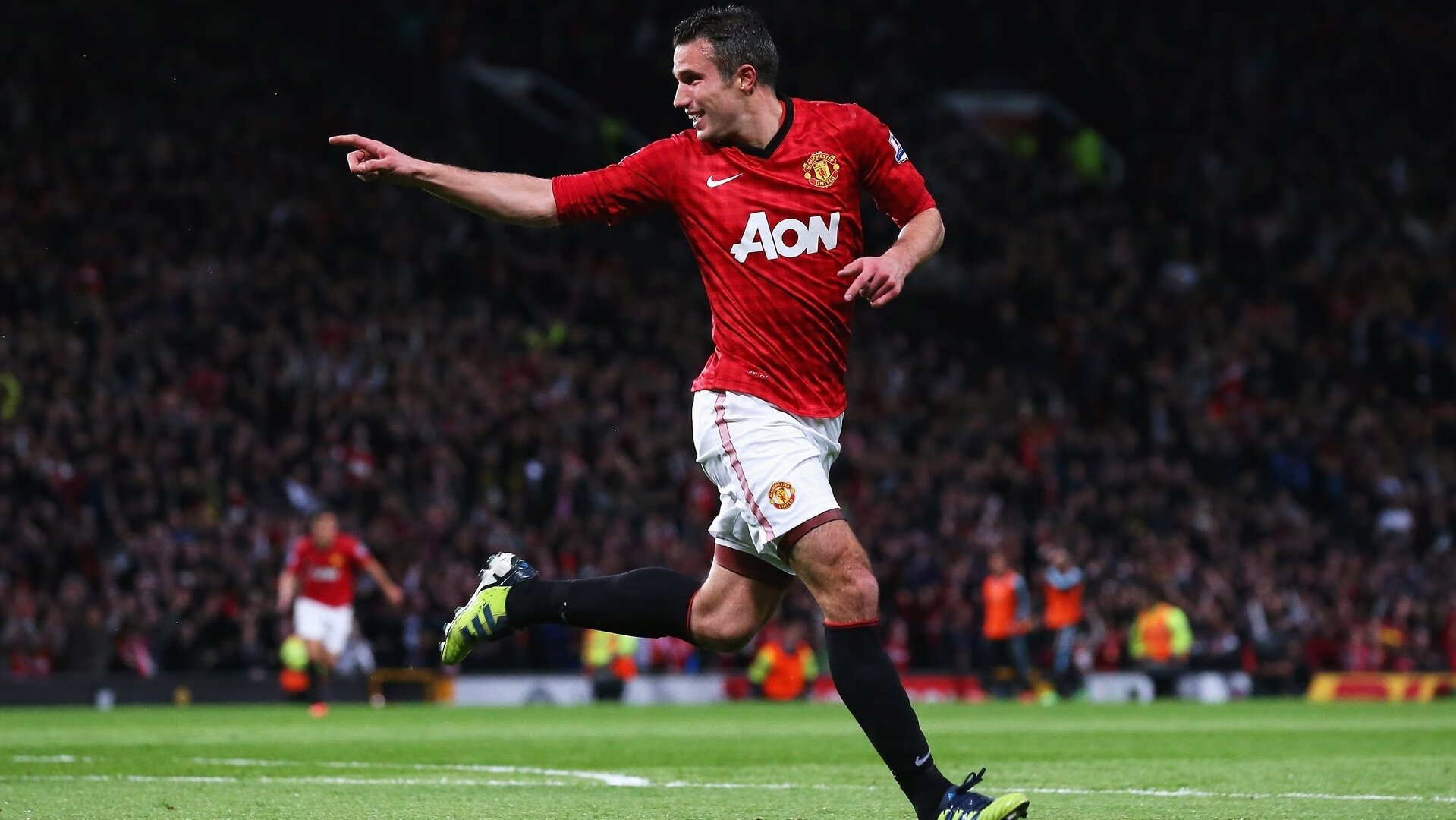 爱游戏娱乐-德甲血战到底：攻势凶猛，防守坚韧，德甲积分榜雪缘